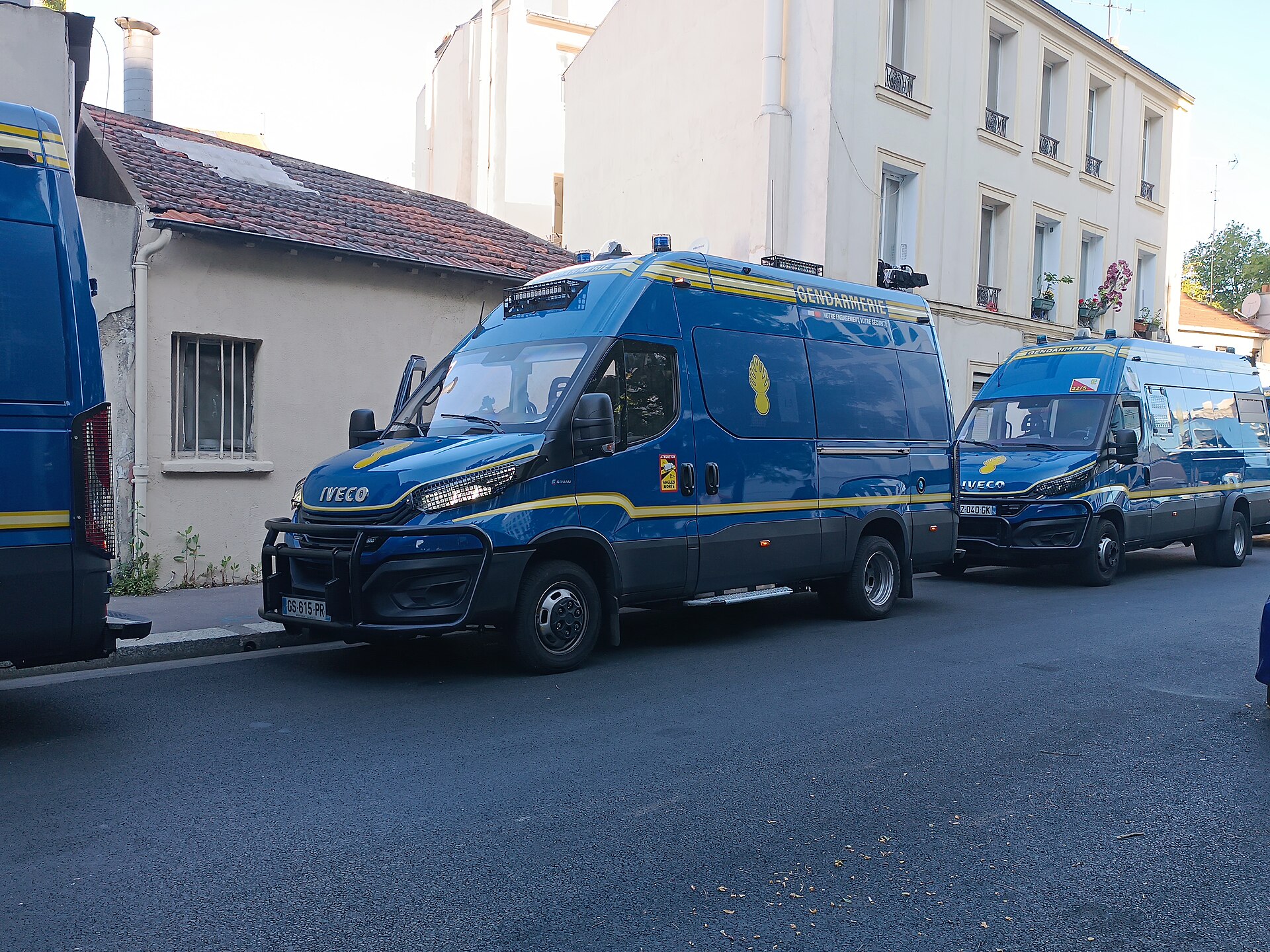 Fourgons Iveco Daily récents de la Gendarmerie mobile