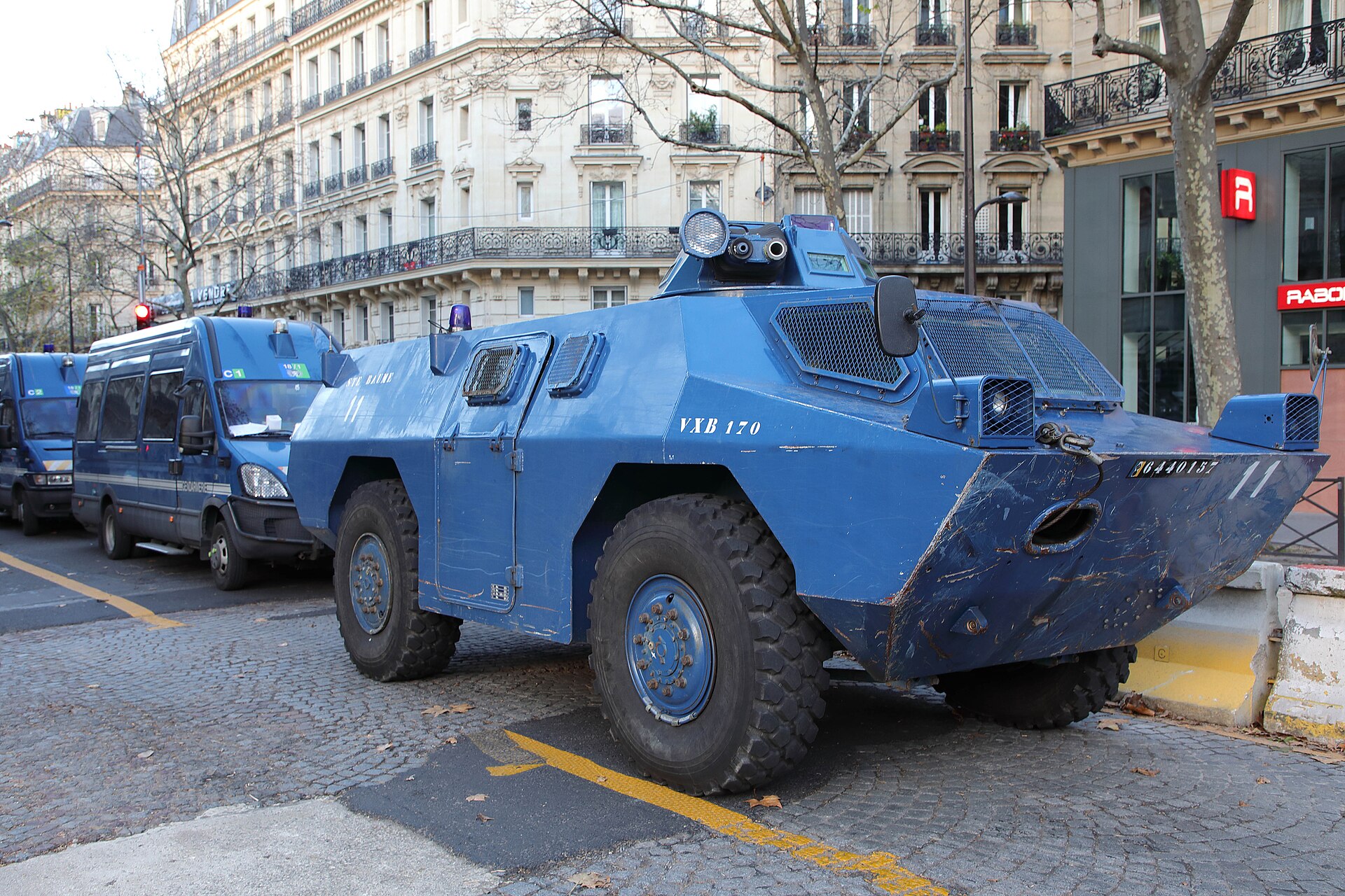 Véhicule blindé à roues de la Gendarmerie (VBRG), prédécesseur du Centaure